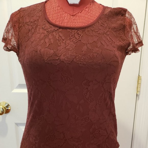 Ann Taylor Tops - Deep red lace short sleeve top